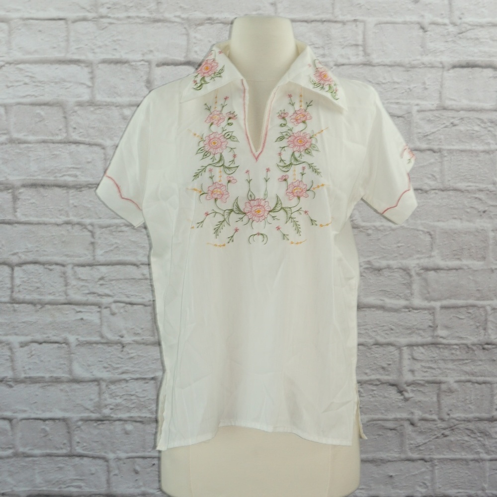Vintage 70s Embroidered Floral Peasant Cottagecore Top